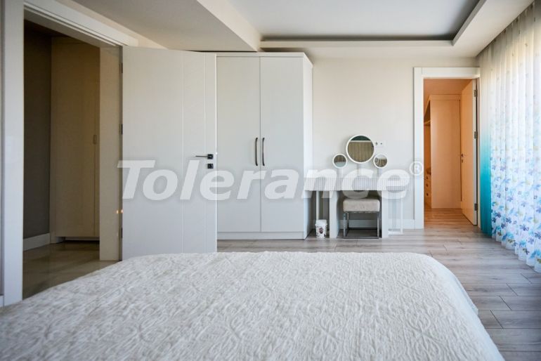 Квартира в Коньяалты, Анталия с бассейном: купить недвижимость в Турции - 130197