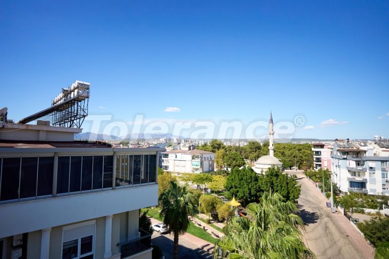 Квартира в Коньяалты, Анталия с бассейном: купить недвижимость в Турции - 130205