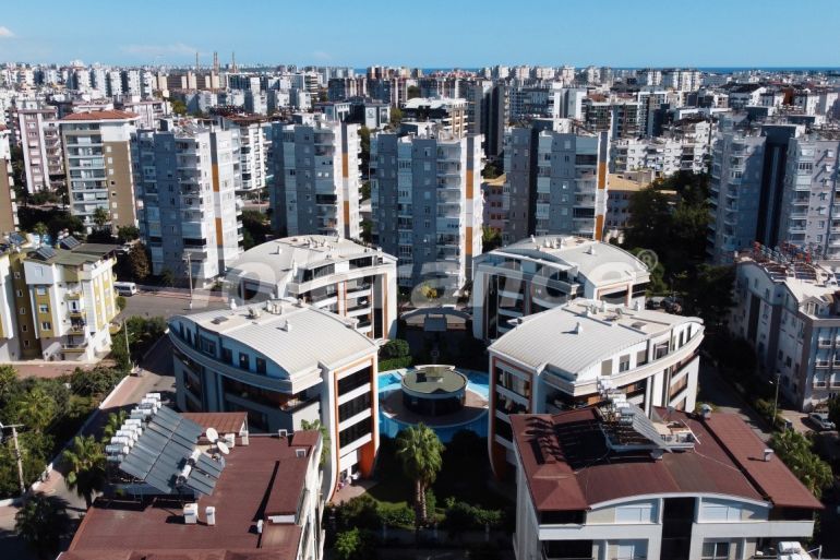 Квартира в Коньяалты, Анталия с бассейном: купить недвижимость в Турции - 130209