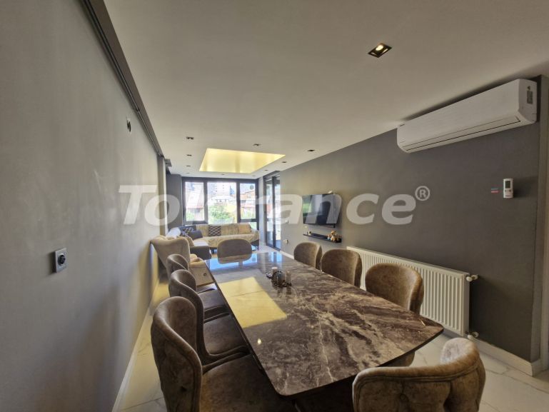 Квартира в Коньяалты, Анталия с бассейном: купить недвижимость в Турции - 131161