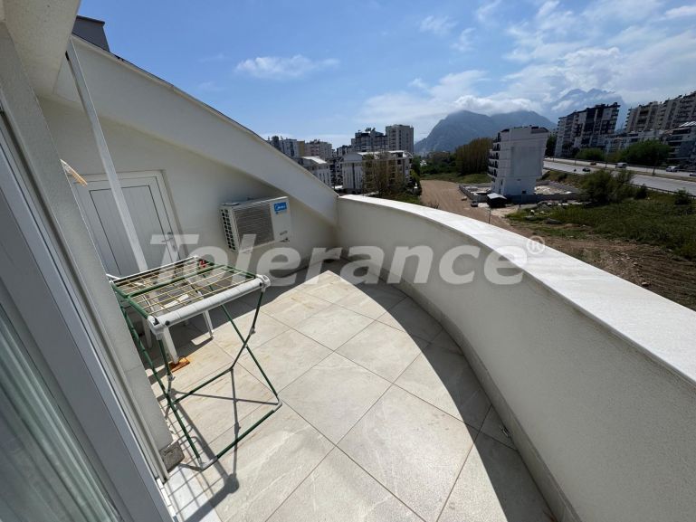 Квартира в Коньяалты, Анталия с бассейном: купить недвижимость в Турции - 131255