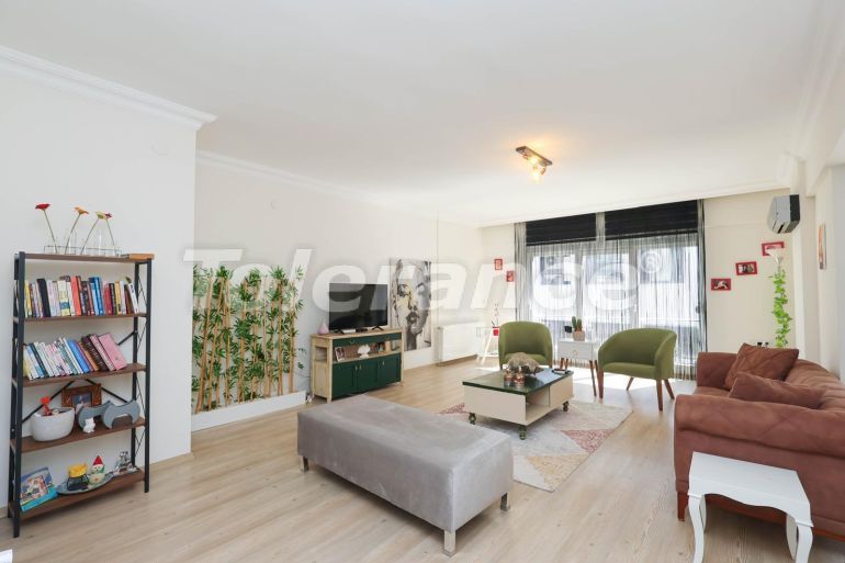 Квартира в Коньяалты, Анталия с бассейном: купить недвижимость в Турции - 131649