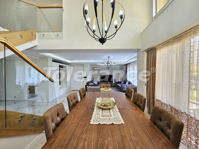 Квартира в Коньяалты, Анталия с бассейном: купить недвижимость в Турции - 132216