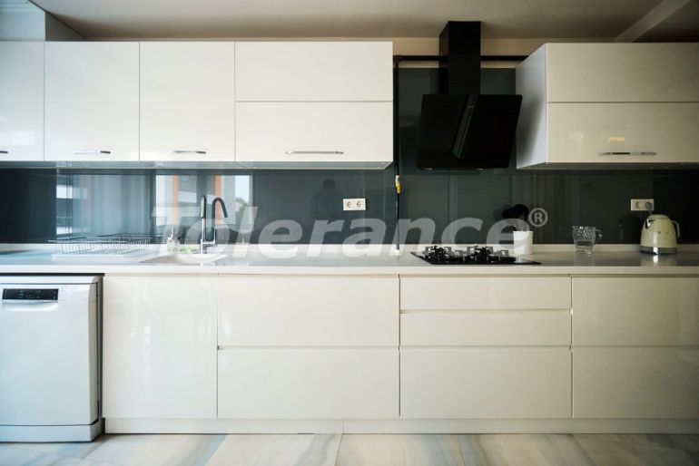 Квартира в Коньяалты, Анталия с бассейном: купить недвижимость в Турции - 132421