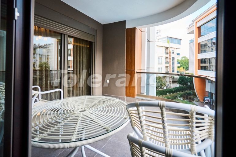 Квартира в Коньяалты, Анталия с бассейном: купить недвижимость в Турции - 132423