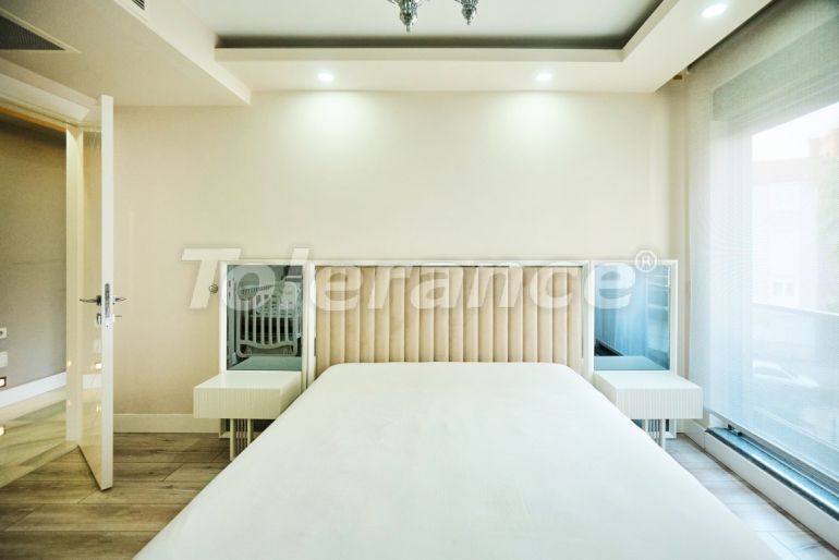 Квартира в Коньяалты, Анталия с бассейном: купить недвижимость в Турции - 132443