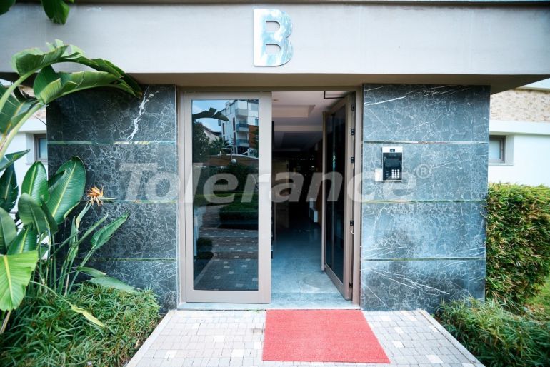 Квартира в Коньяалты, Анталия с бассейном: купить недвижимость в Турции - 132453