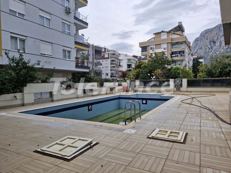 Квартира в Коньяалты, Анталия с бассейном: купить недвижимость в Турции - 133555