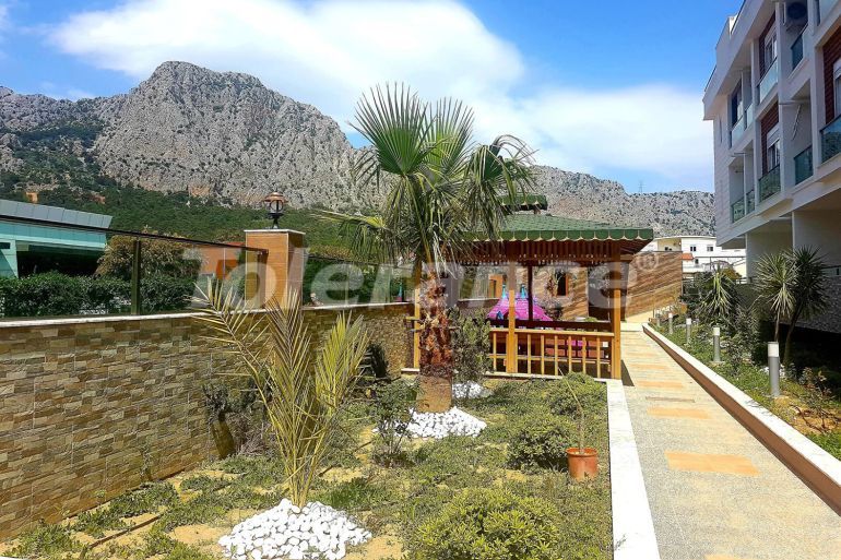 Квартира в Коньяалты, Анталия с бассейном: купить недвижимость в Турции - 133841