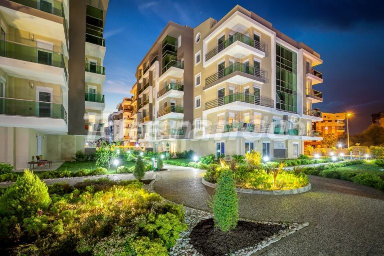 Квартира в Коньяалты, Анталия с бассейном: купить недвижимость в Турции - 134999