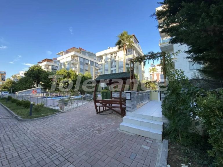 Квартира в Коньяалты, Анталия с бассейном: купить недвижимость в Турции - 135030