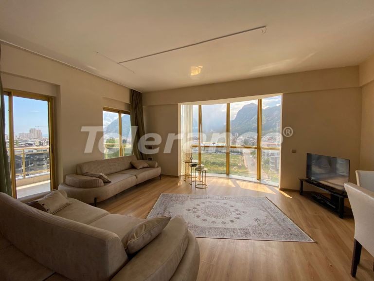 Квартира в Коньяалты, Анталия с бассейном: купить недвижимость в Турции - 135491