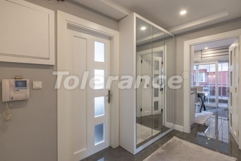 Квартира в Коньяалты, Анталия с бассейном: купить недвижимость в Турции - 135678