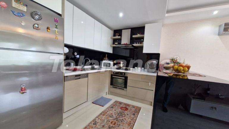 Квартира в Коньяалты, Анталия с бассейном: купить недвижимость в Турции - 136729