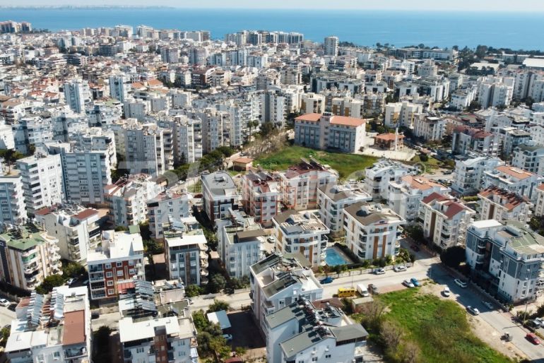 Квартира в Коньяалты, Анталия с бассейном: купить недвижимость в Турции - 137795