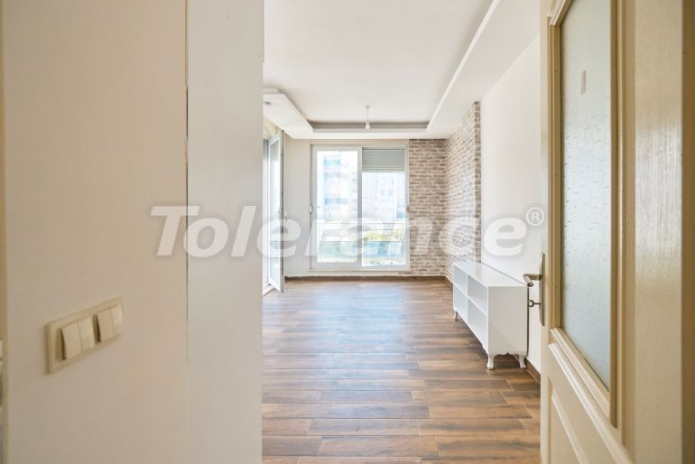 Квартира в Коньяалты, Анталия с бассейном: купить недвижимость в Турции - 137812