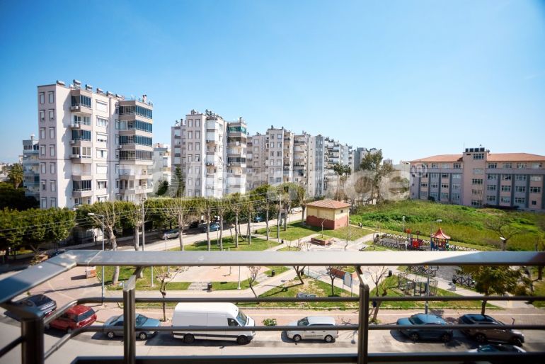 Квартира в Коньяалты, Анталия с бассейном: купить недвижимость в Турции - 137818