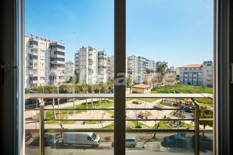 Квартира в Коньяалты, Анталия с бассейном: купить недвижимость в Турции - 137819