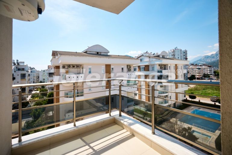 Квартира в Коньяалты, Анталия с бассейном: купить недвижимость в Турции - 137851