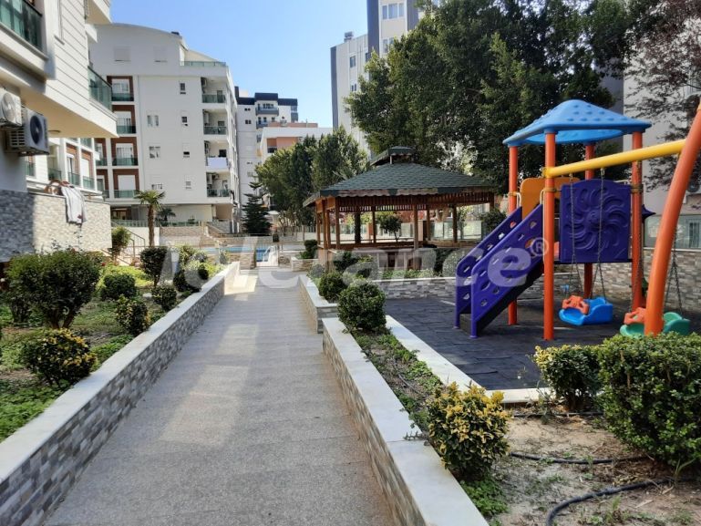 Квартира в Коньяалты, Анталия с бассейном: купить недвижимость в Турции - 137895