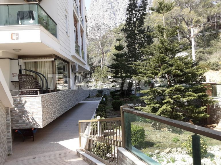 Квартира в Коньяалты, Анталия с бассейном: купить недвижимость в Турции - 137900