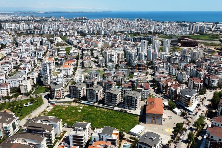 Квартира в Коньяалты, Анталия с бассейном: купить недвижимость в Турции - 138981