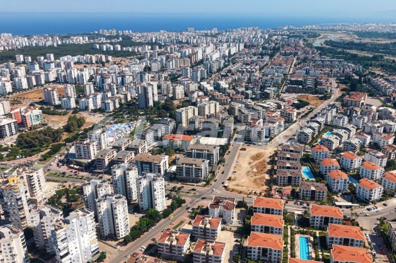 Квартира в Коньяалты, Анталия с бассейном: купить недвижимость в Турции - 141251