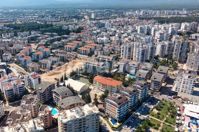 Квартира в Коньяалты, Анталия с бассейном: купить недвижимость в Турции - 141252