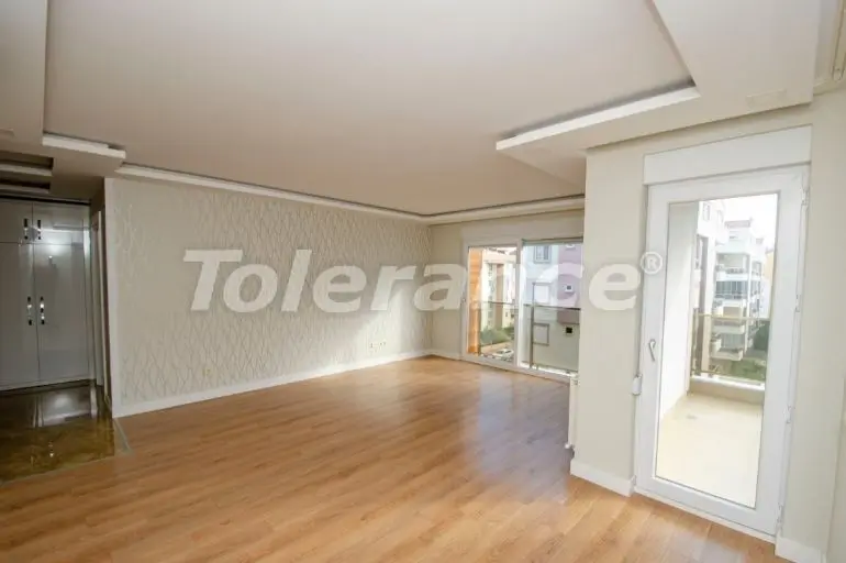 Квартира в Коньяалты, Анталия с бассейном: купить недвижимость в Турции - 23010