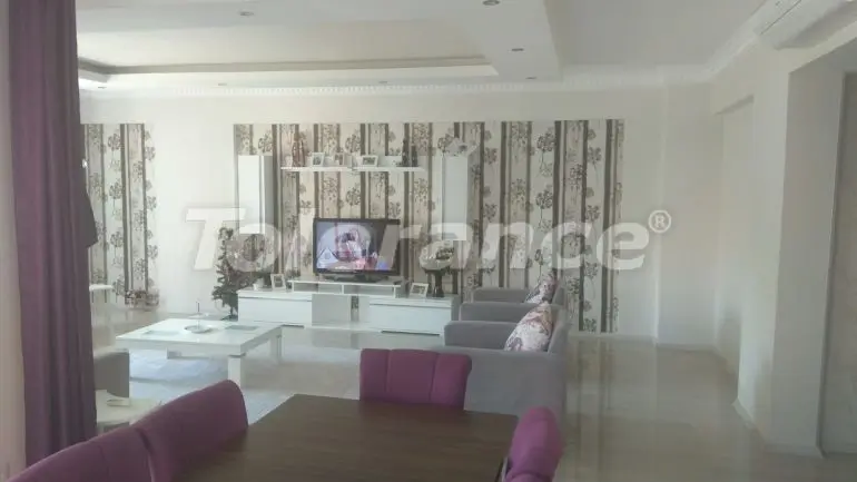 Квартира в Коньяалты, Анталия с бассейном: купить недвижимость в Турции - 23488