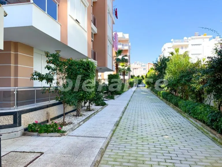 Квартира в Коньяалты, Анталия с бассейном: купить недвижимость в Турции - 23786