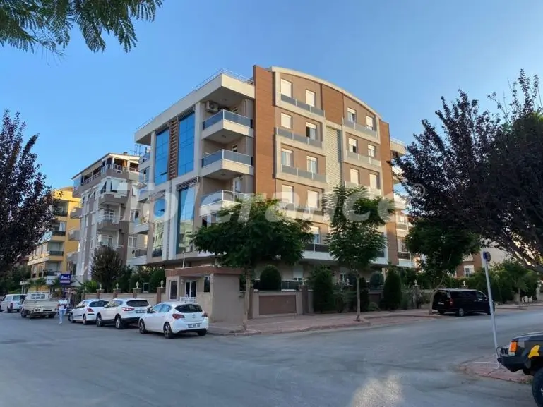 Квартира в Коньяалты, Анталия с бассейном: купить недвижимость в Турции - 30416