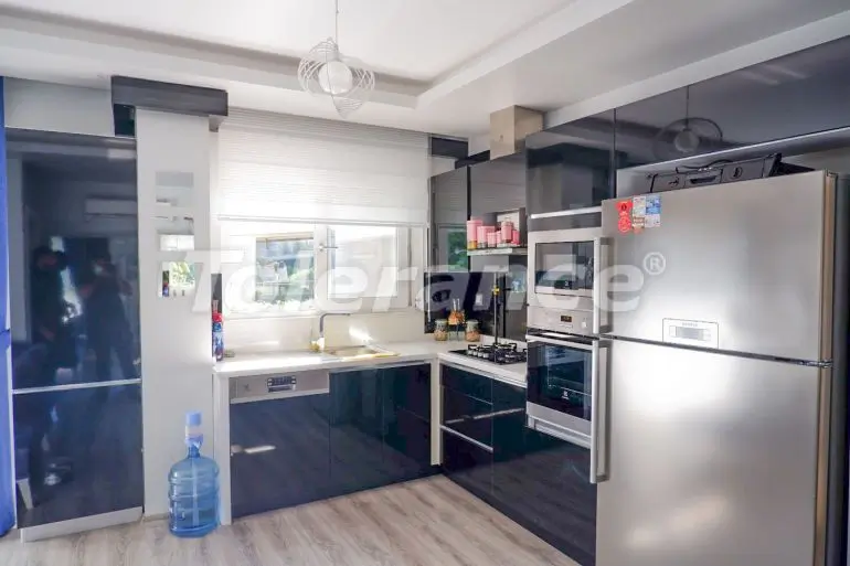 Квартира в Коньяалты, Анталия с бассейном: купить недвижимость в Турции - 33170