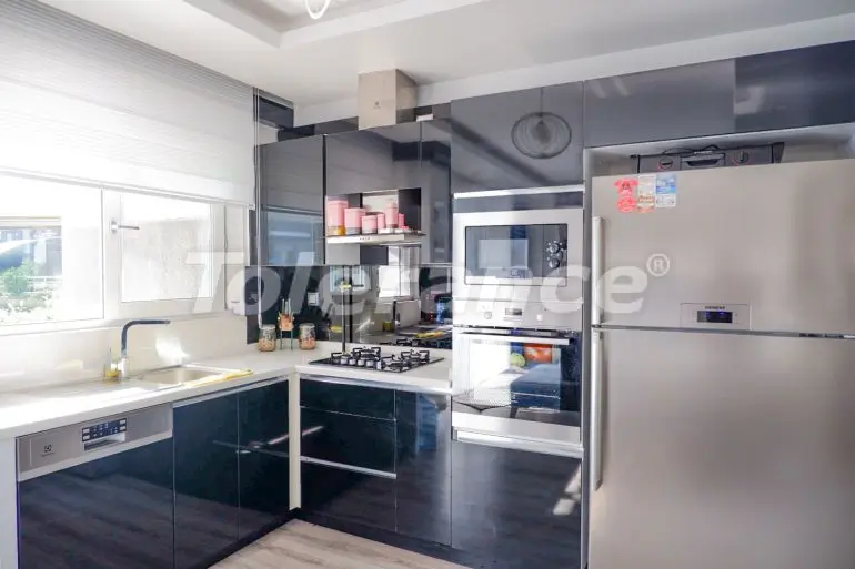 Квартира в Коньяалты, Анталия с бассейном: купить недвижимость в Турции - 33178