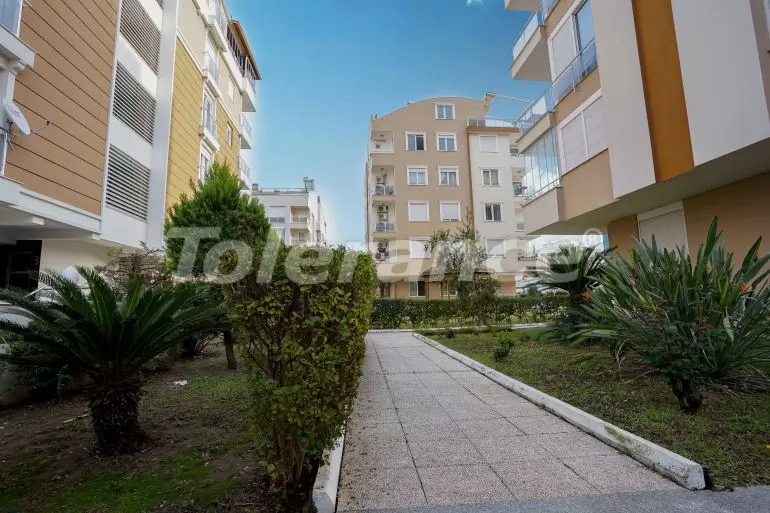 Квартира в Коньяалты, Анталия с бассейном: купить недвижимость в Турции - 33396