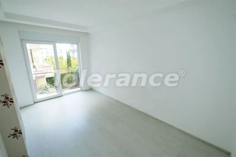 Квартира в Коньяалты, Анталия с бассейном: купить недвижимость в Турции - 35520