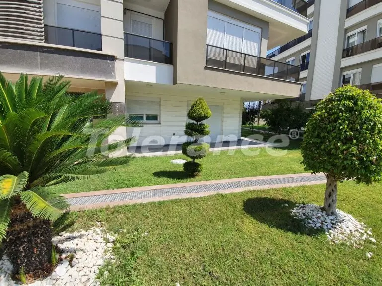 Квартира в Коньяалты, Анталия с бассейном: купить недвижимость в Турции - 36316