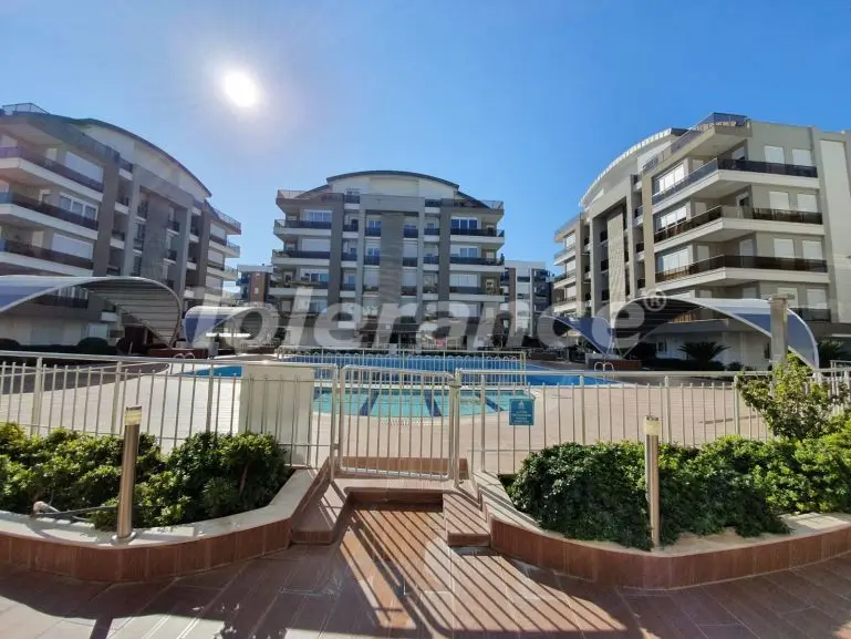 Квартира в Коньяалты, Анталия с бассейном: купить недвижимость в Турции - 36320