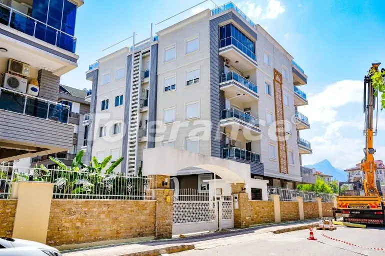 Квартира в Коньяалты, Анталия с бассейном: купить недвижимость в Турции - 40478