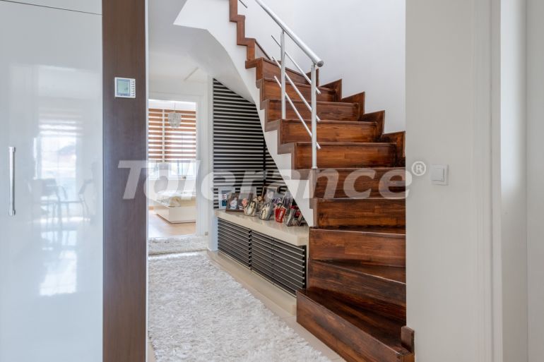 Квартира в Коньяалты, Анталия с бассейном: купить недвижимость в Турции - 42597