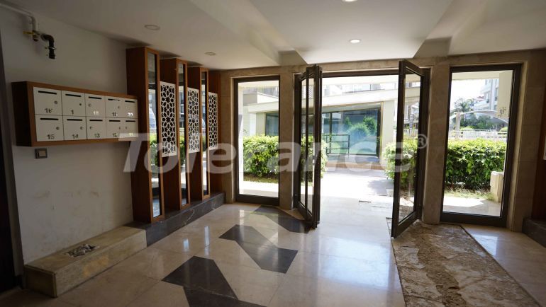 Квартира в Коньяалты, Анталия с бассейном: купить недвижимость в Турции - 44391