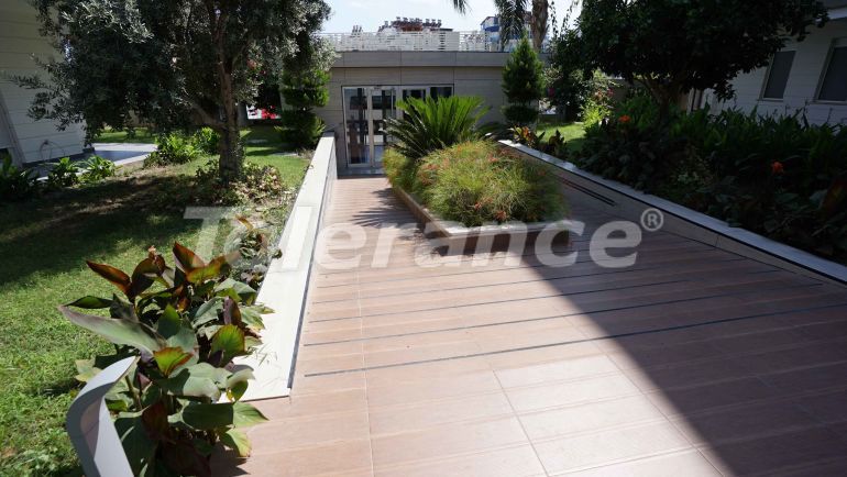 Квартира в Коньяалты, Анталия с бассейном: купить недвижимость в Турции - 44402