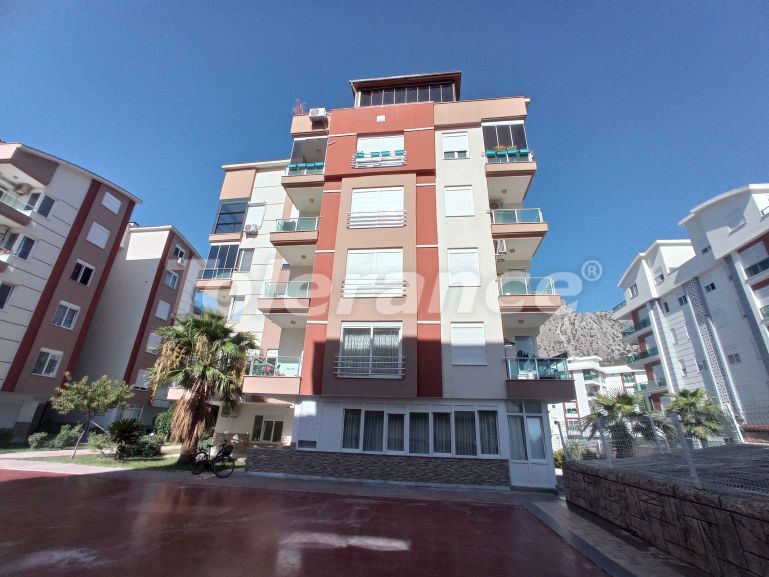 Квартира в Коньяалты, Анталия с бассейном: купить недвижимость в Турции - 44485