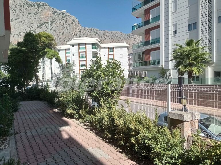 Квартира в Коньяалты, Анталия с бассейном: купить недвижимость в Турции - 44509