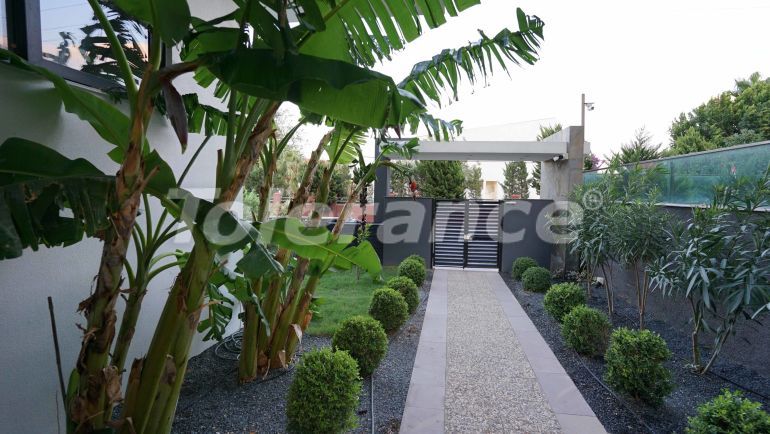 Квартира в Коньяалты, Анталия с бассейном: купить недвижимость в Турции - 44856