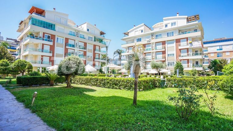 Квартира в Коньяалты, Анталия с бассейном: купить недвижимость в Турции - 45455