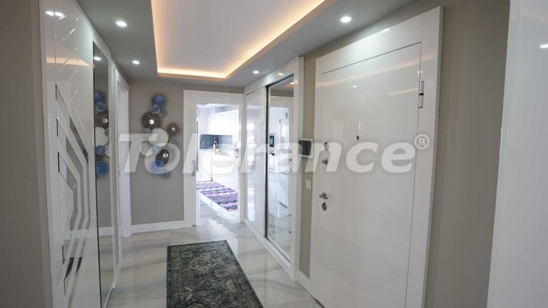 Квартира в Коньяалты, Анталия с бассейном: купить недвижимость в Турции - 46558