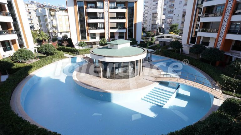 Квартира в Коньяалты, Анталия с бассейном: купить недвижимость в Турции - 46565