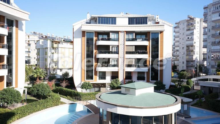 Квартира в Коньяалты, Анталия с бассейном: купить недвижимость в Турции - 46567