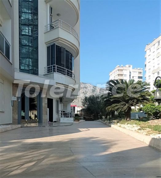 Квартира в Коньяалты, Анталия с бассейном: купить недвижимость в Турции - 46973